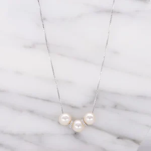 925 Silver Elegant Pearl Necklace